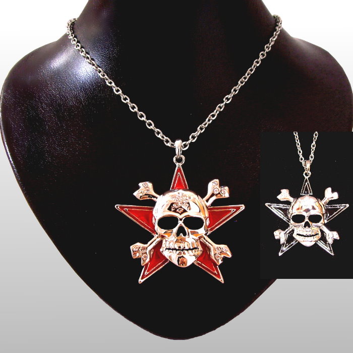 Fashion necklace with skull and star pendant